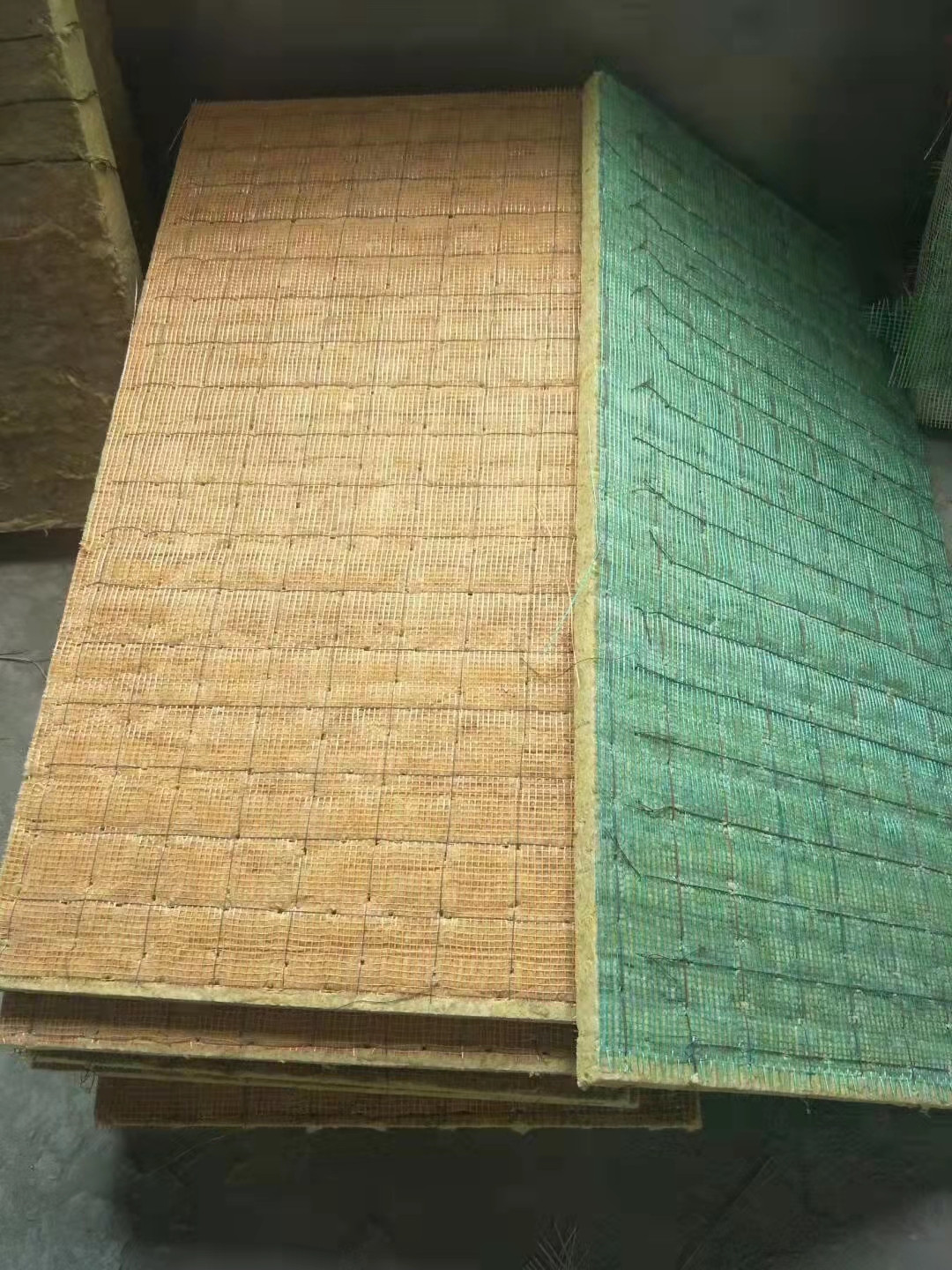 网织岩棉板