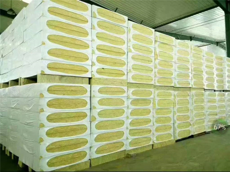 900型单层岩棉板价格-昊辰岩棉板厂家