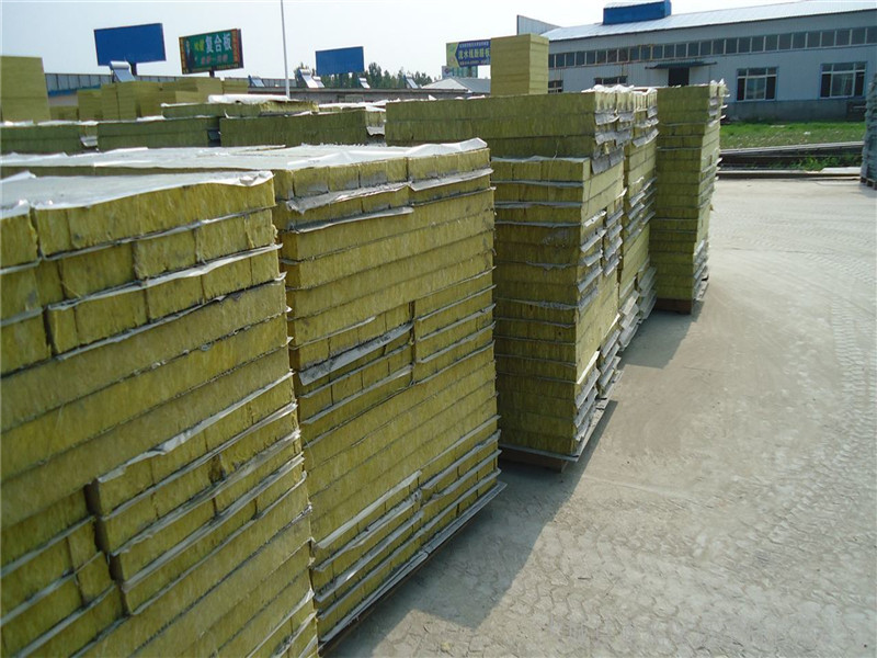 安徽墙体岩棉复合板生产厂家