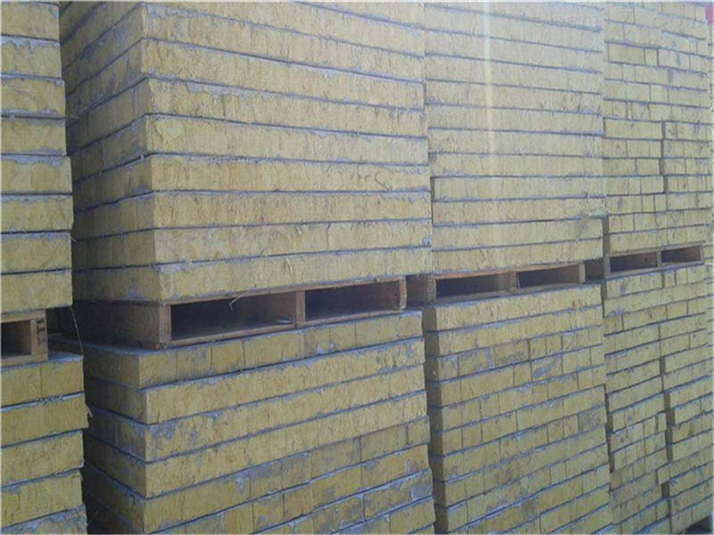 安徽岩棉复合板生产