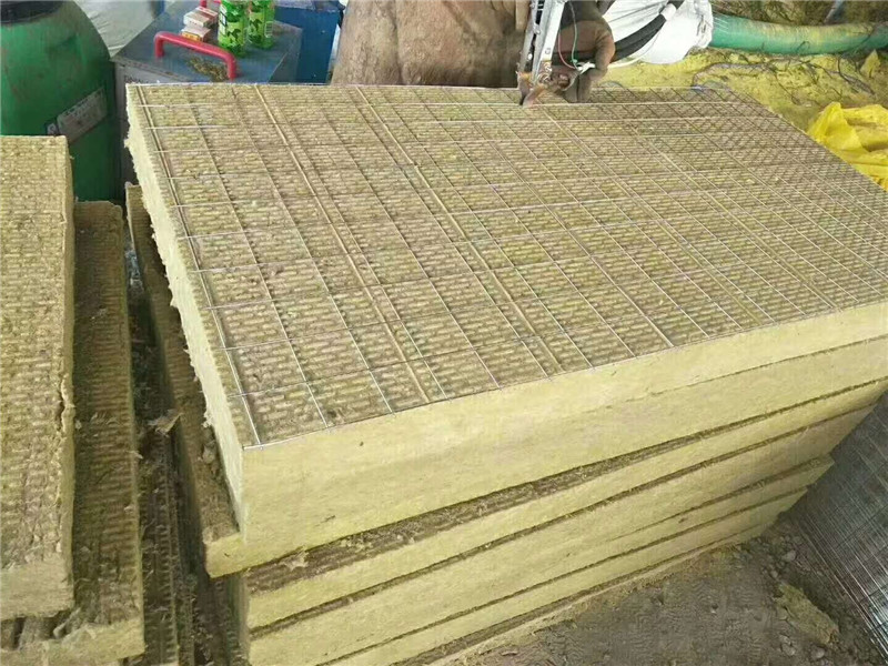 吉林彩钢岩棉夹芯复合板规格